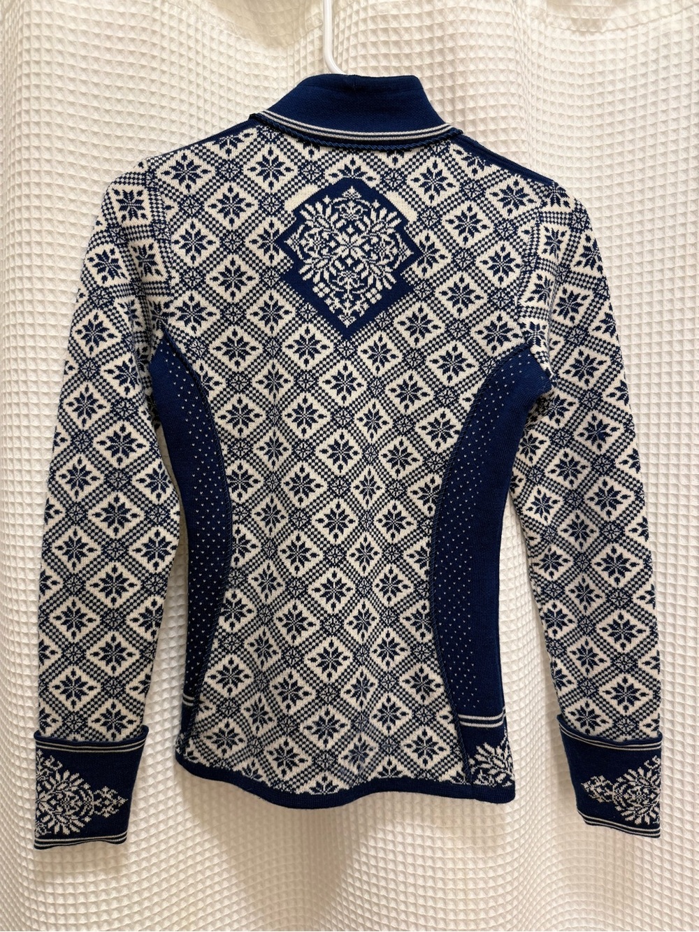 Dale of Norway - Navy and White Patterned Zip-Up Women's Jacket - Picture 9 of 15